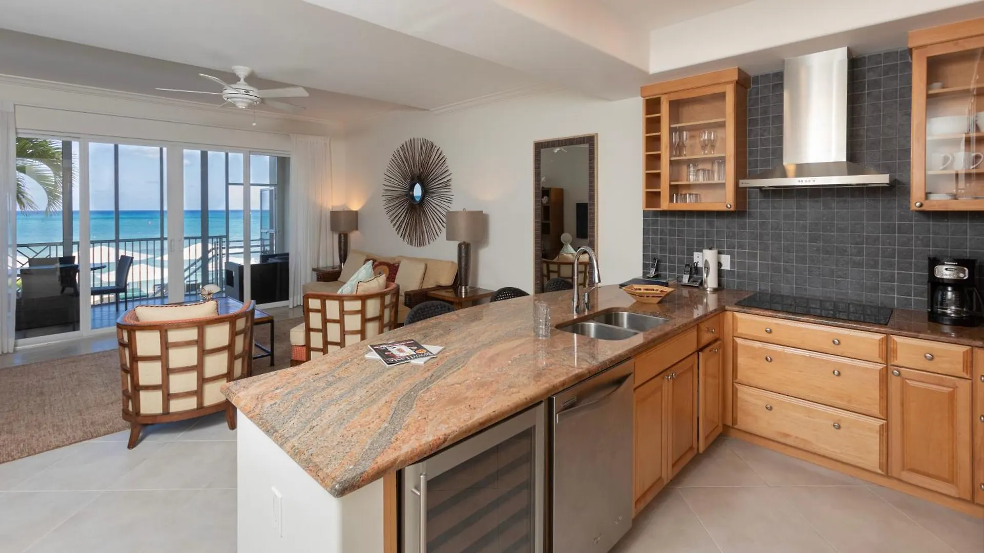 South Bay Beach Club 3 - 2 Bedroom 2 Bathroom Unit جورج تاون جزر كايمان
